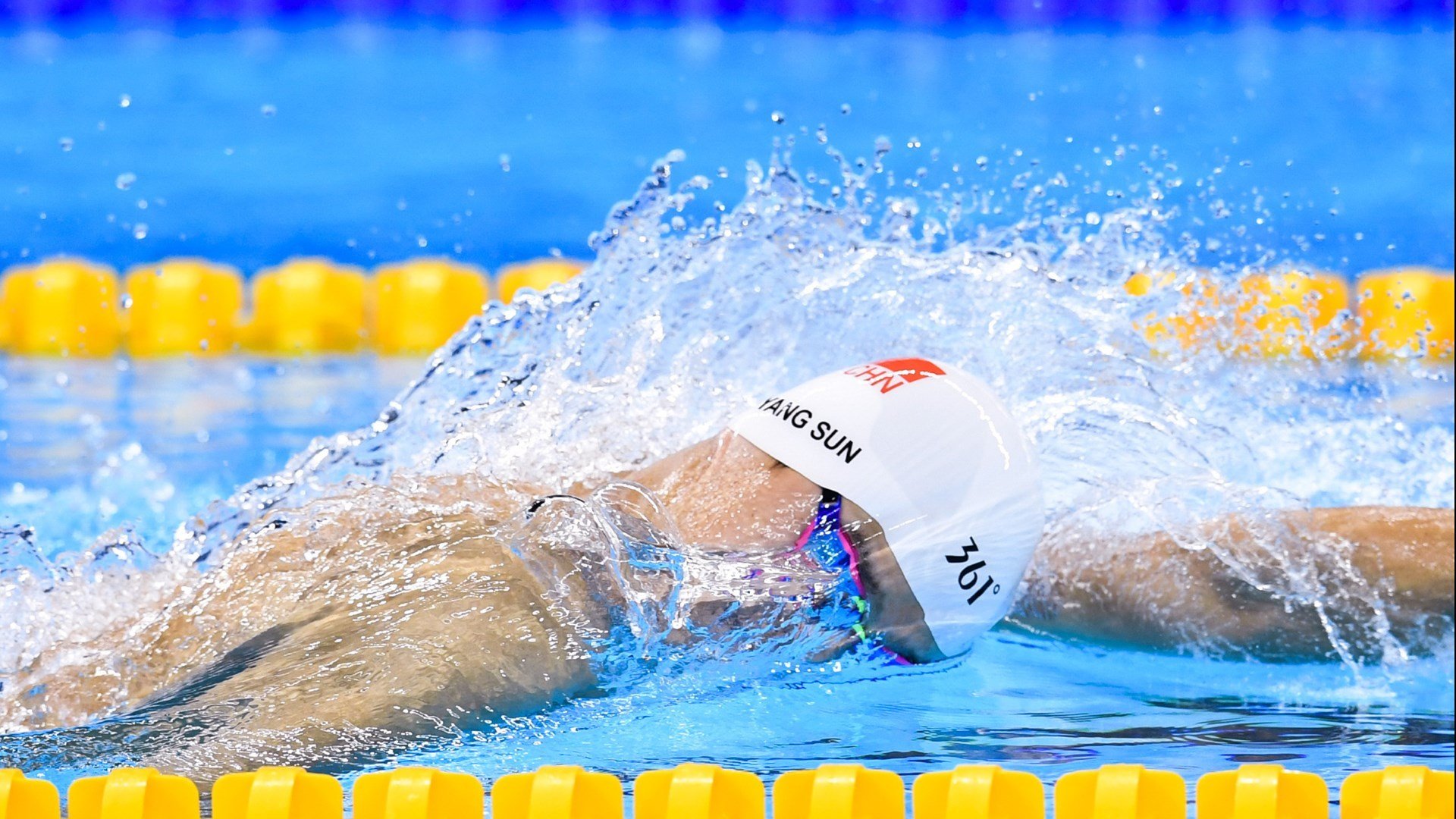 “马科斯·莫奇的防守反击能力，助力阿根廷美洲狮队提升战术深度”